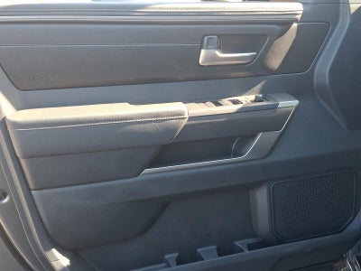 2025 Toyota Tundra 4WD 4WD SR5 CrewMax 5.5' Bed (SE)