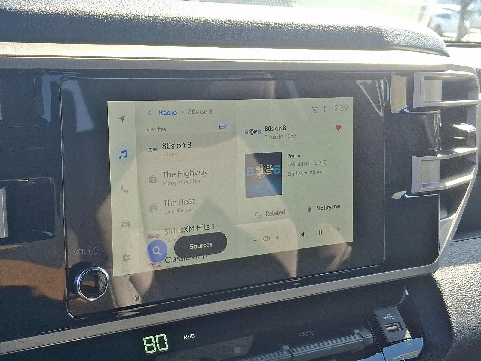 2025 Toyota Tundra 4WD 4WD SR5 CrewMax 5.5' Bed (SE)