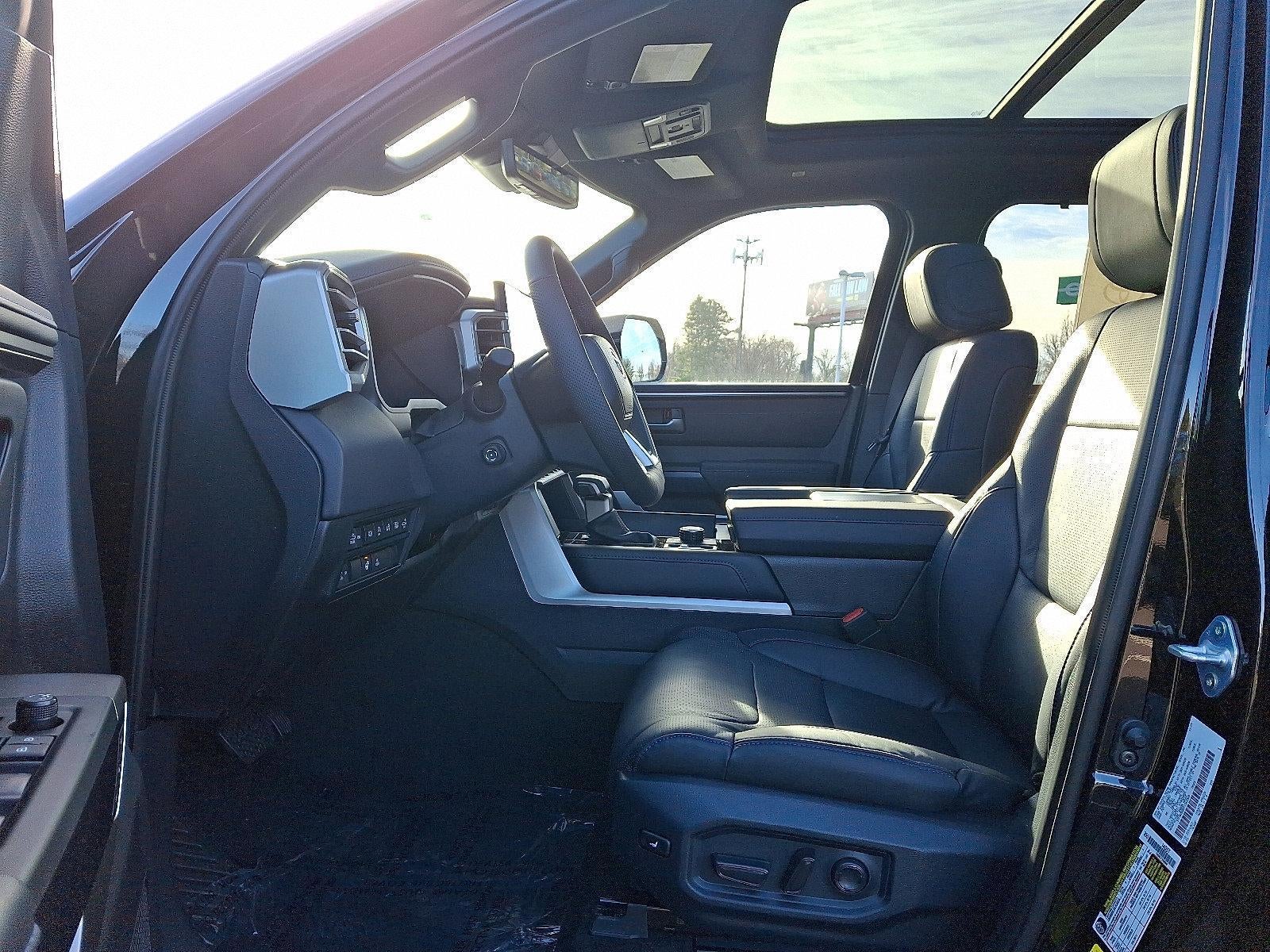 2026 Toyota Tundra 4WD 4WD Platinum CrewMax 5.5' Bed (Natl)