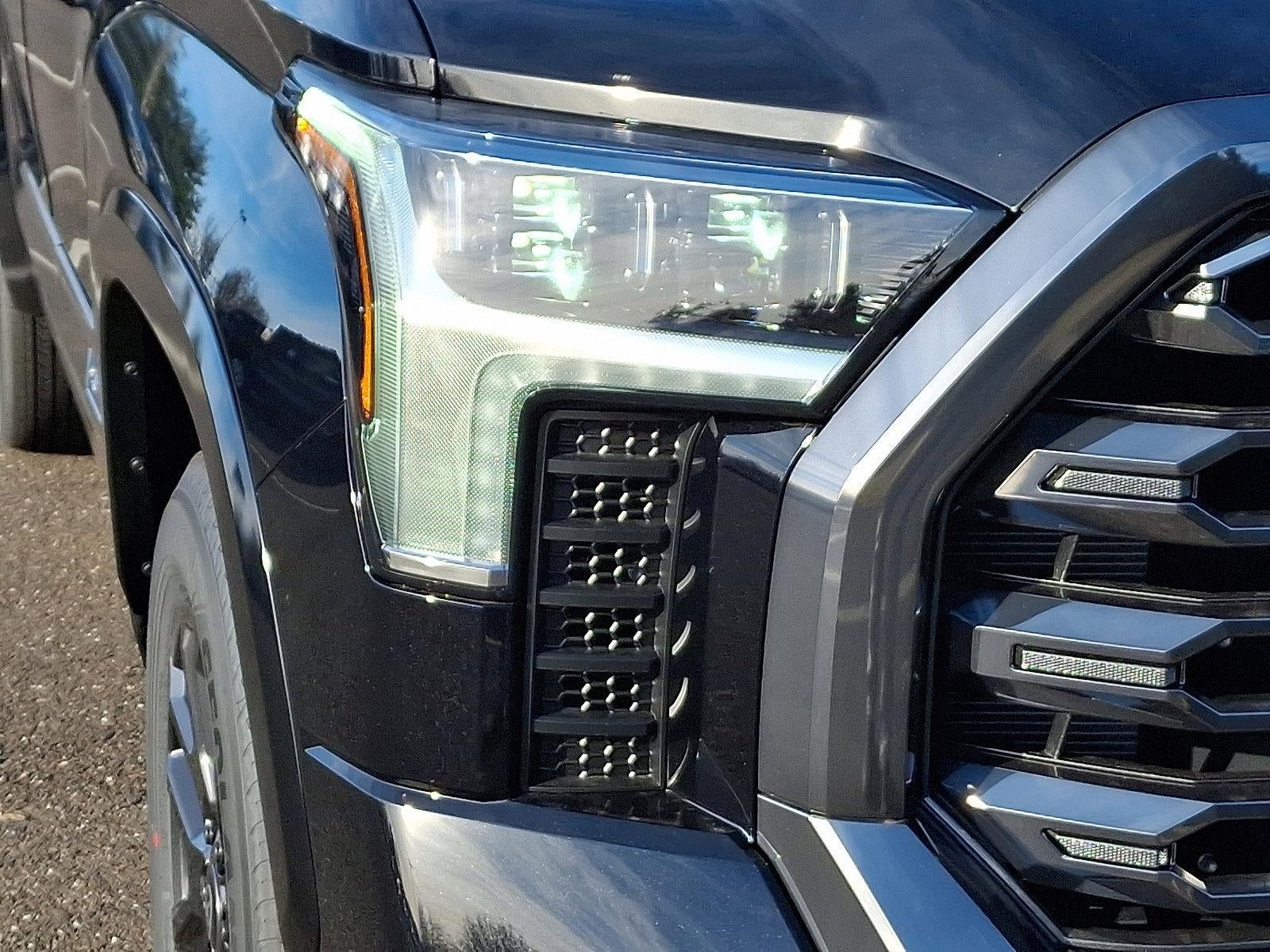 2026 Toyota Tundra 4WD 4WD Platinum CrewMax 5.5' Bed (Natl)