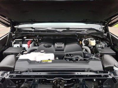 2026 Toyota Tundra 4WD 4WD Platinum CrewMax 5.5' Bed (Natl)