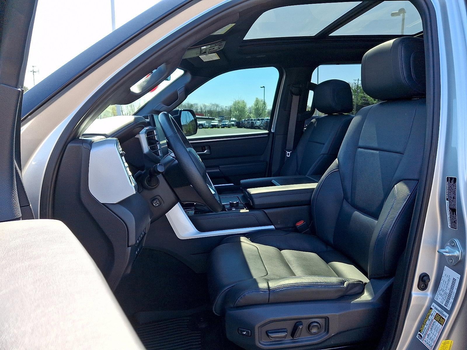 2022 Toyota Tundra 4WD 4WD Platinum CrewMax 6.5' Bed (Natl)