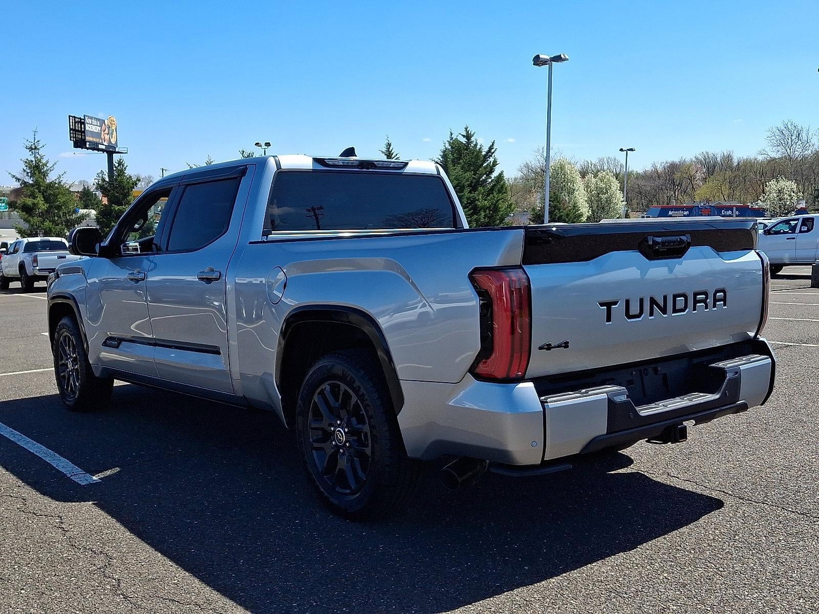2022 Toyota Tundra 4WD 4WD Platinum CrewMax 6.5' Bed (Natl)