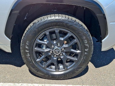 2022 Toyota Tundra 4WD 4WD Platinum CrewMax 6.5' Bed (Natl)