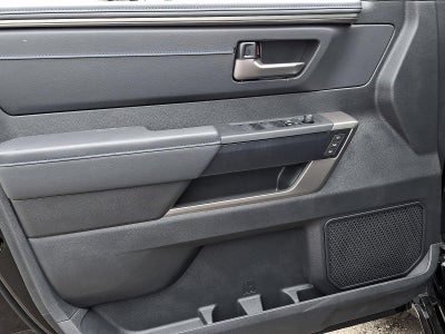 2026 Toyota Tundra 4WD 4WD Platinum CrewMax 6.5' Bed (Natl)