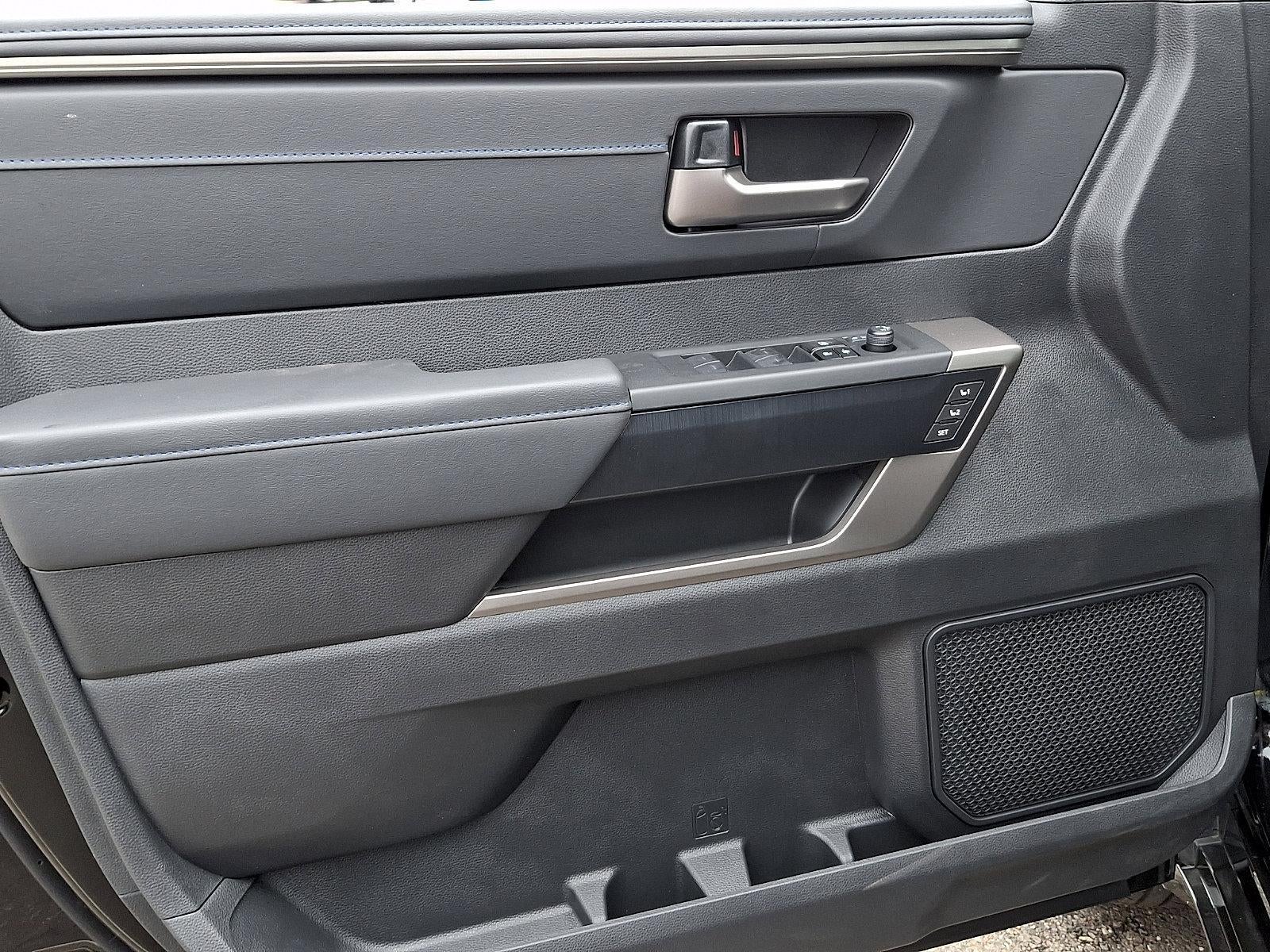 2026 Toyota Tundra 4WD 4WD Platinum CrewMax 6.5' Bed (Natl)