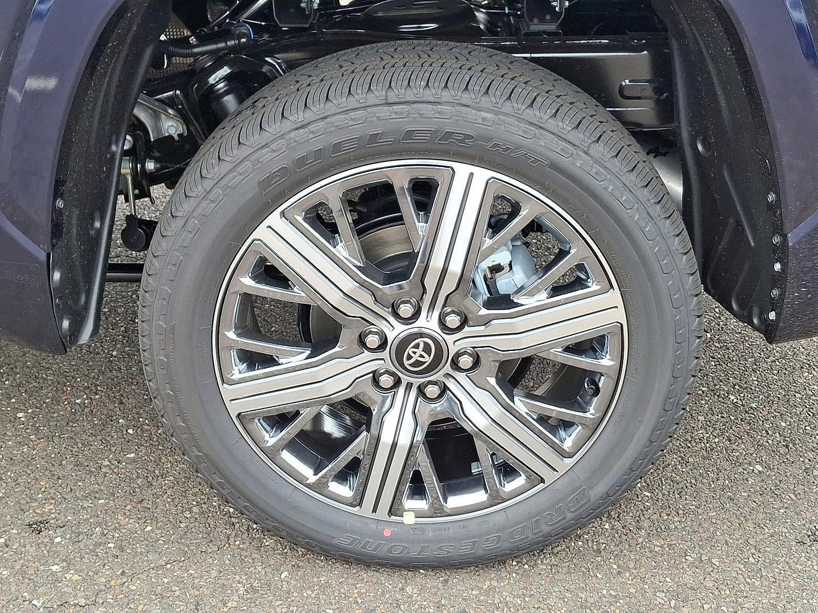 2025 Toyota Tundra 4WD 4WD Capstone Hybrid CrewMax 5.5' Bed (Natl)