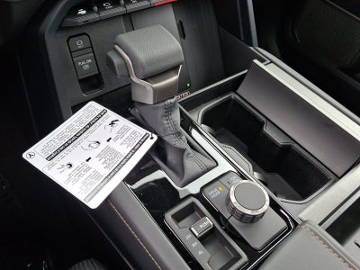 2026 Toyota Tundra 4WD 4WD Capstone Hybrid CrewMax 5.5' Bed (Natl)