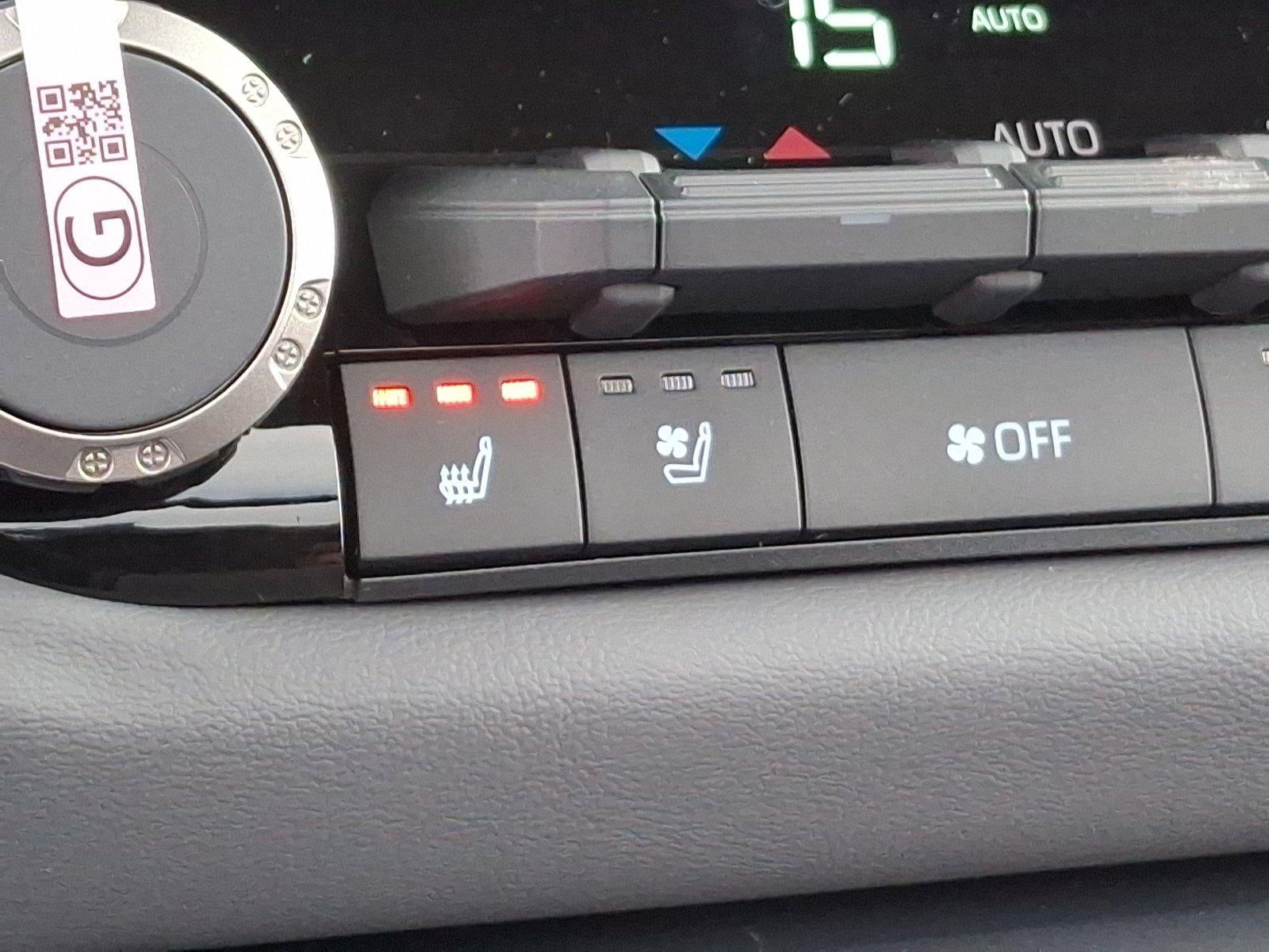 2026 Toyota Tundra 4WD 4WD Capstone Hybrid CrewMax 5.5' Bed (Natl)