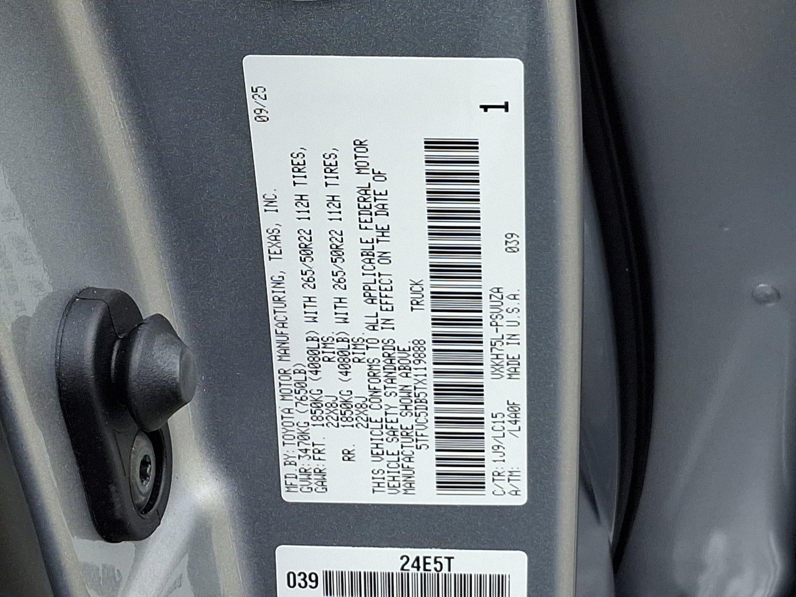 2026 Toyota Tundra 4WD 4WD Capstone Hybrid CrewMax 5.5' Bed (Natl)