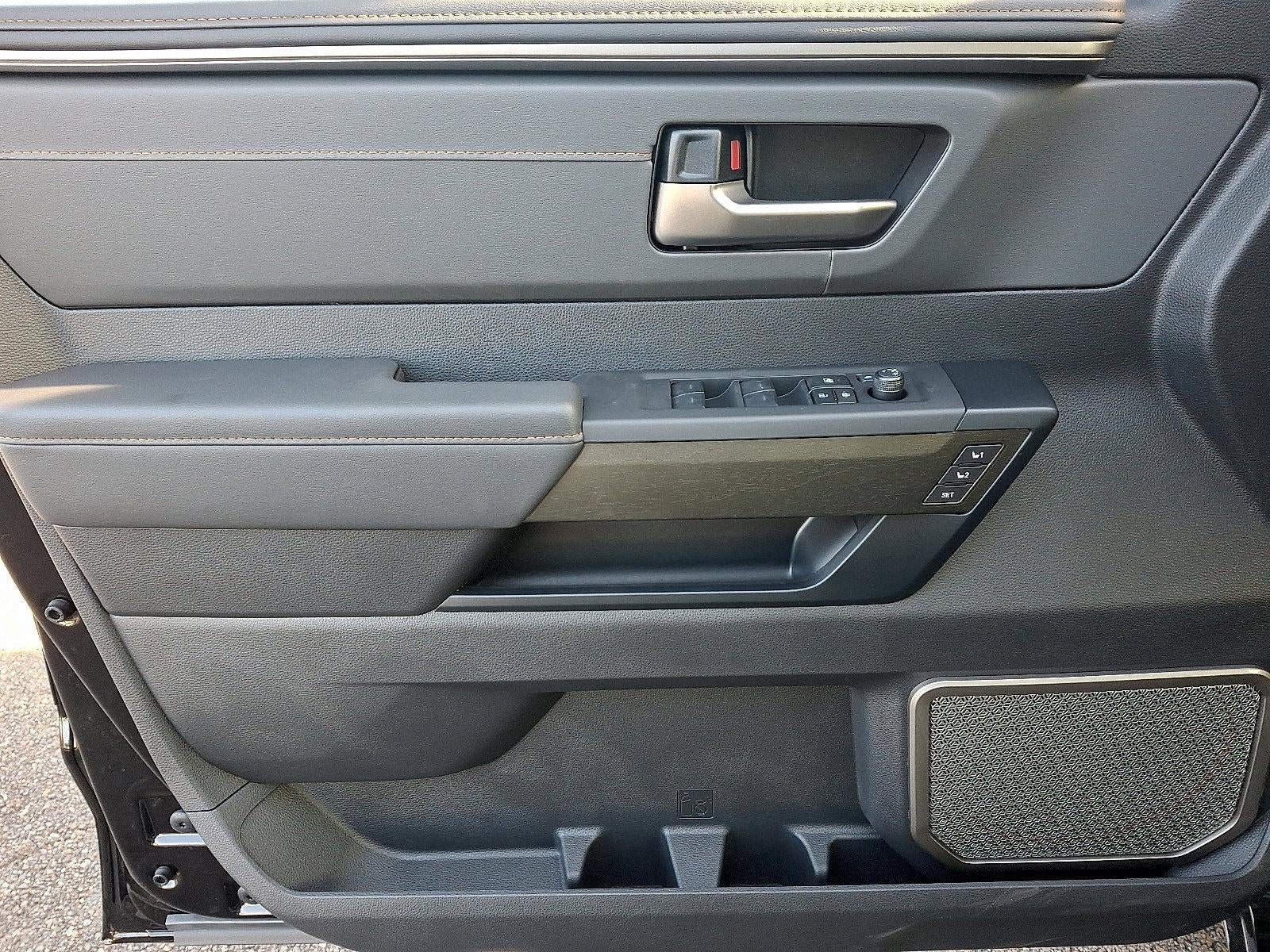 2026 Toyota Tundra 4WD 4WD Capstone Hybrid CrewMax 5.5' Bed (Natl)