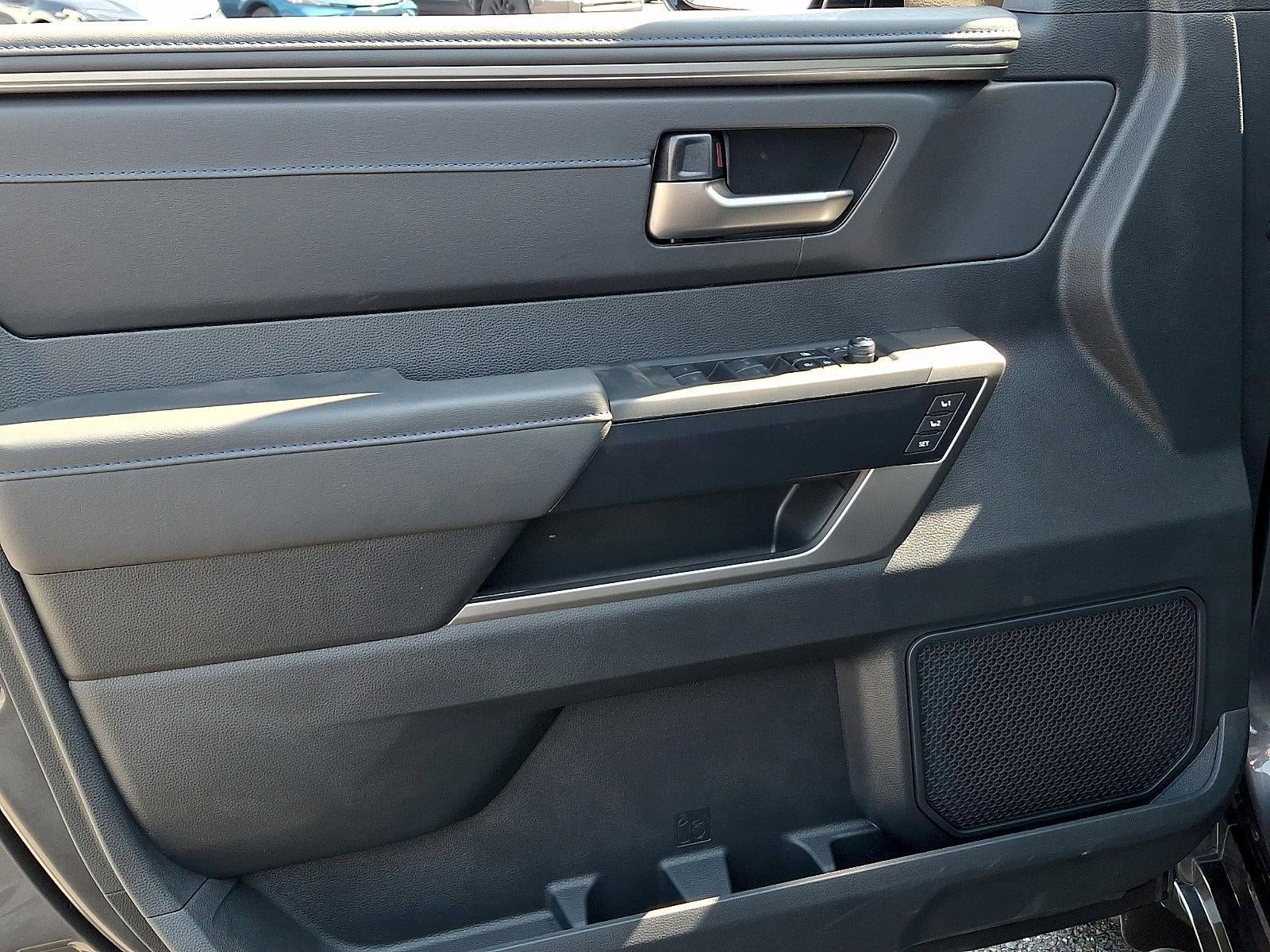 2026 Toyota Tundra 4WD 4WD Platinum Hybrid CrewMax 5.5' Bed (Natl)