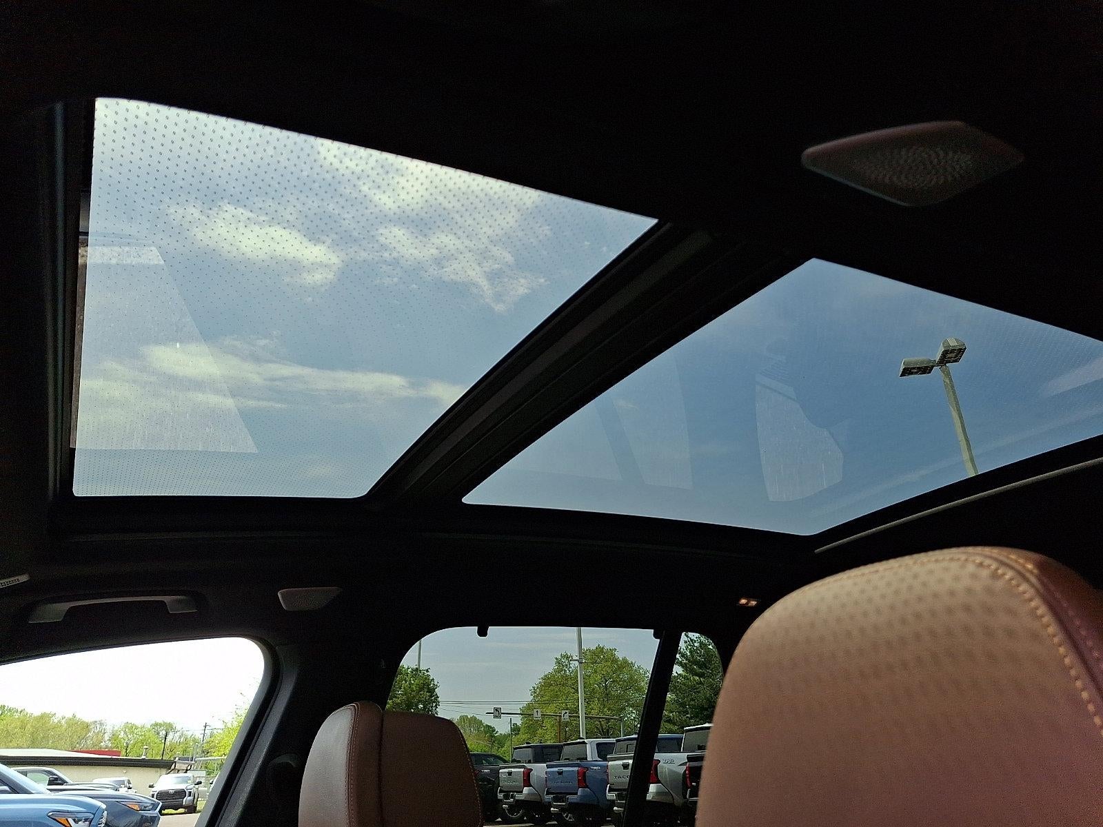 2023 BMW X5 M50i Sports Activity Vehicle