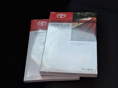 2025 Toyota Corolla LE CVT (Natl)