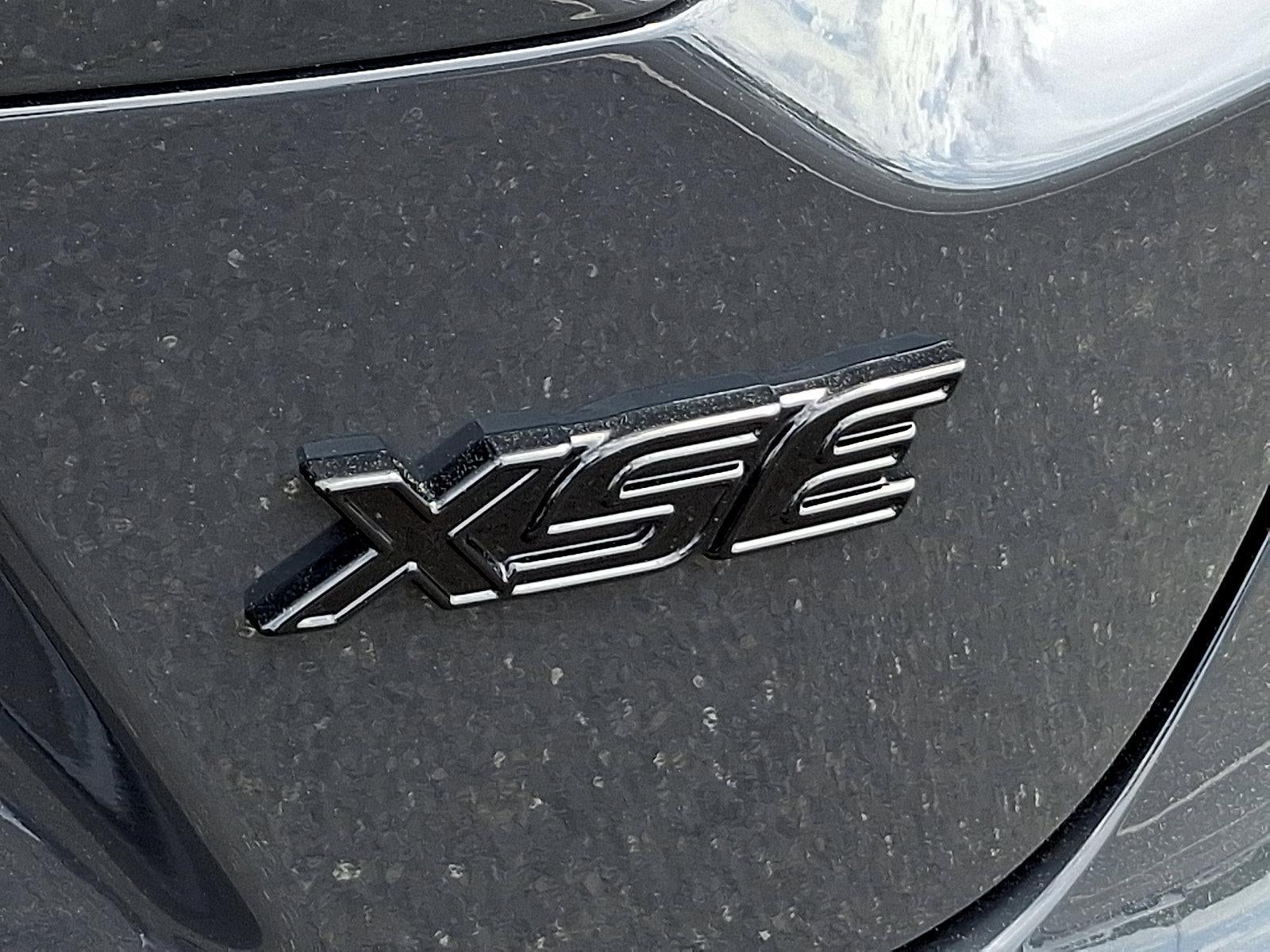 2026 Toyota Corolla XSE CVT (Natl)