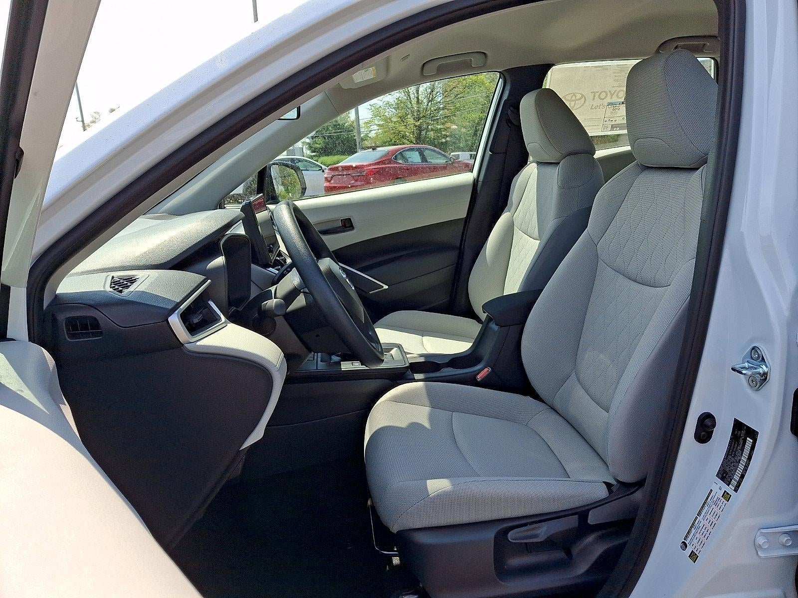 2026 Toyota Corolla Cross L 2WD (Natl)