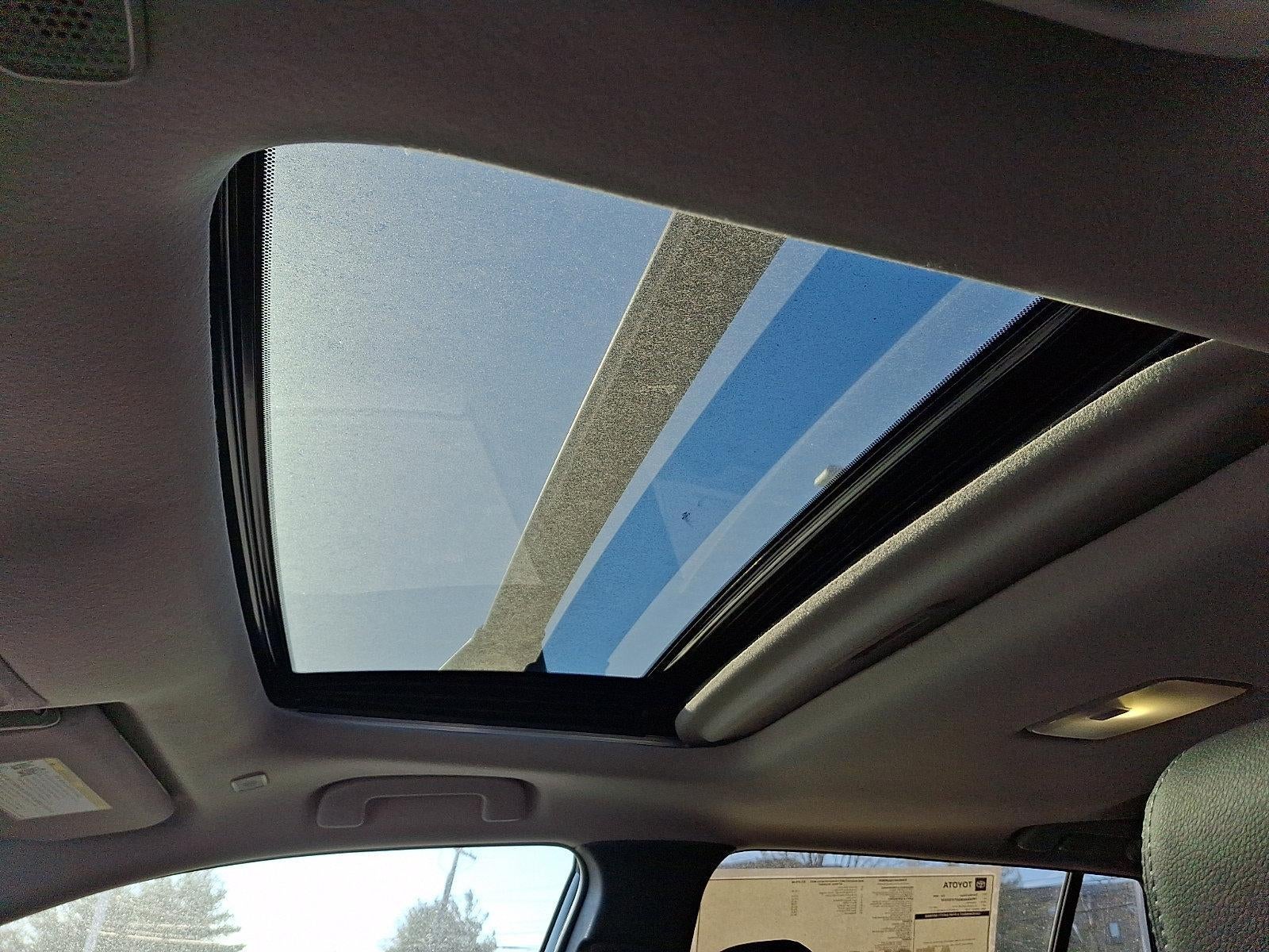 2026 Toyota Corolla Cross XLE 4WD (Natl)