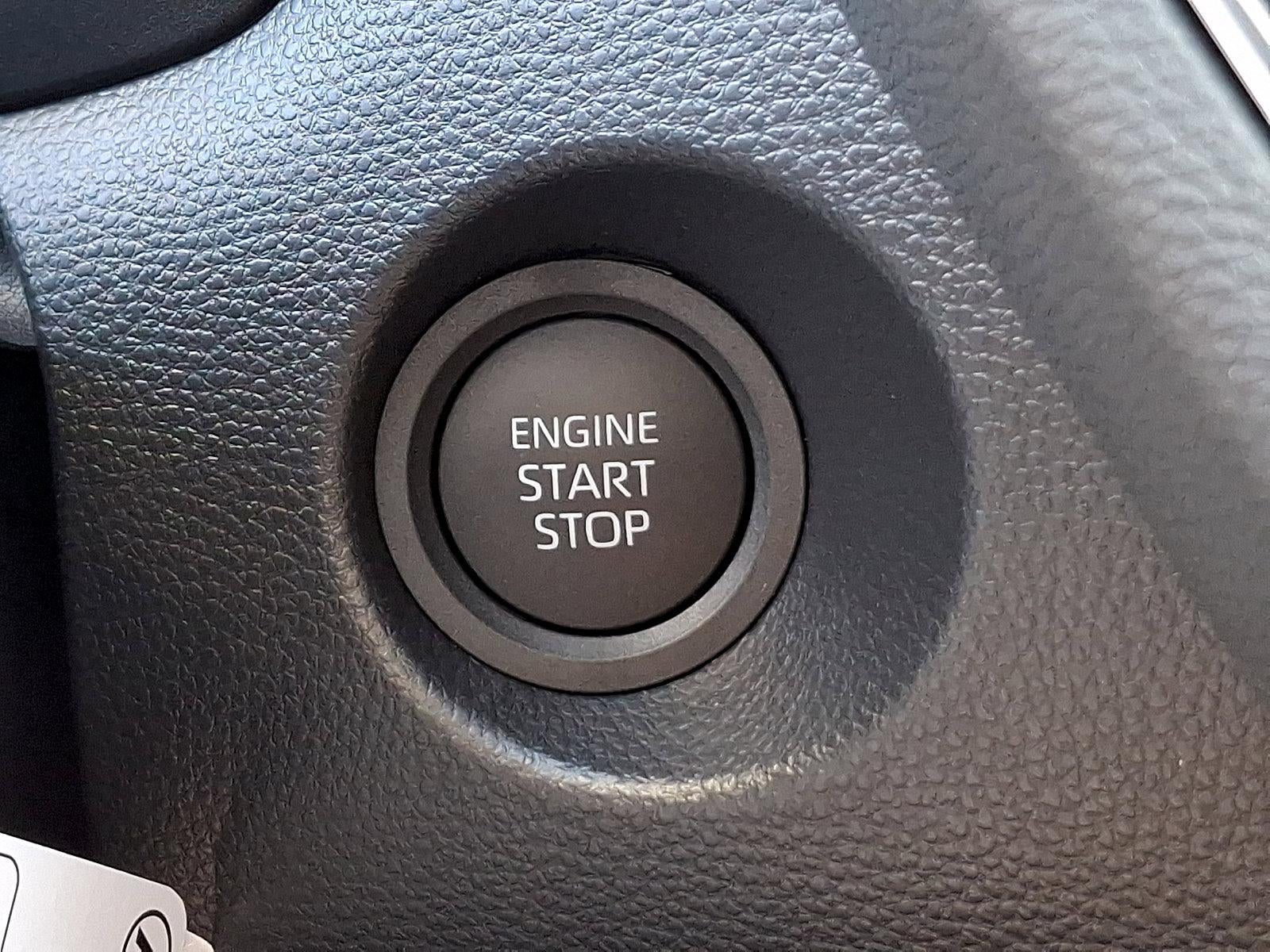 2026 Toyota Corolla Cross XLE 4WD (Natl)