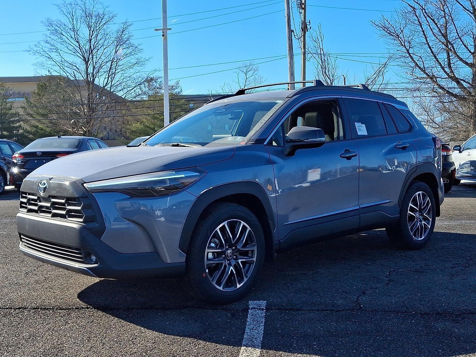 2026 Toyota Corolla Cross XLE 4WD (Natl)