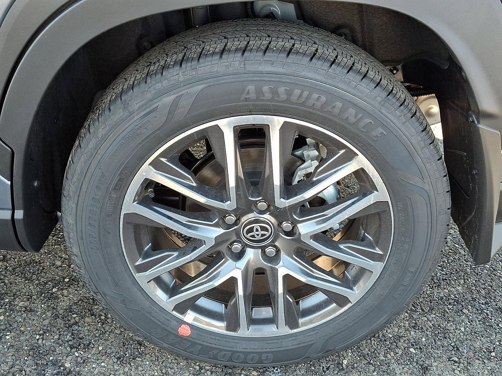 2026 Toyota Corolla Cross XLE 4WD (Natl)