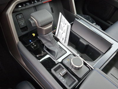 2026 Toyota Sequoia Platinum 4WD (Natl)