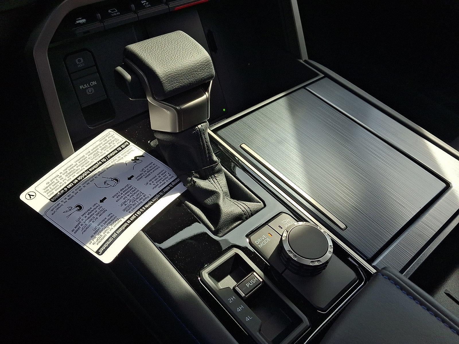 2026 Toyota Sequoia Platinum 4WD (Natl)