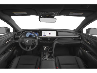 2025 Toyota Crown Signia XLE AWD (Natl)