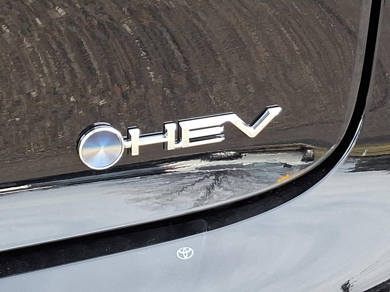 2026 Toyota Prius LE (Natl)