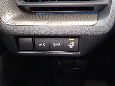 2026 Toyota Prius XLE (Natl)