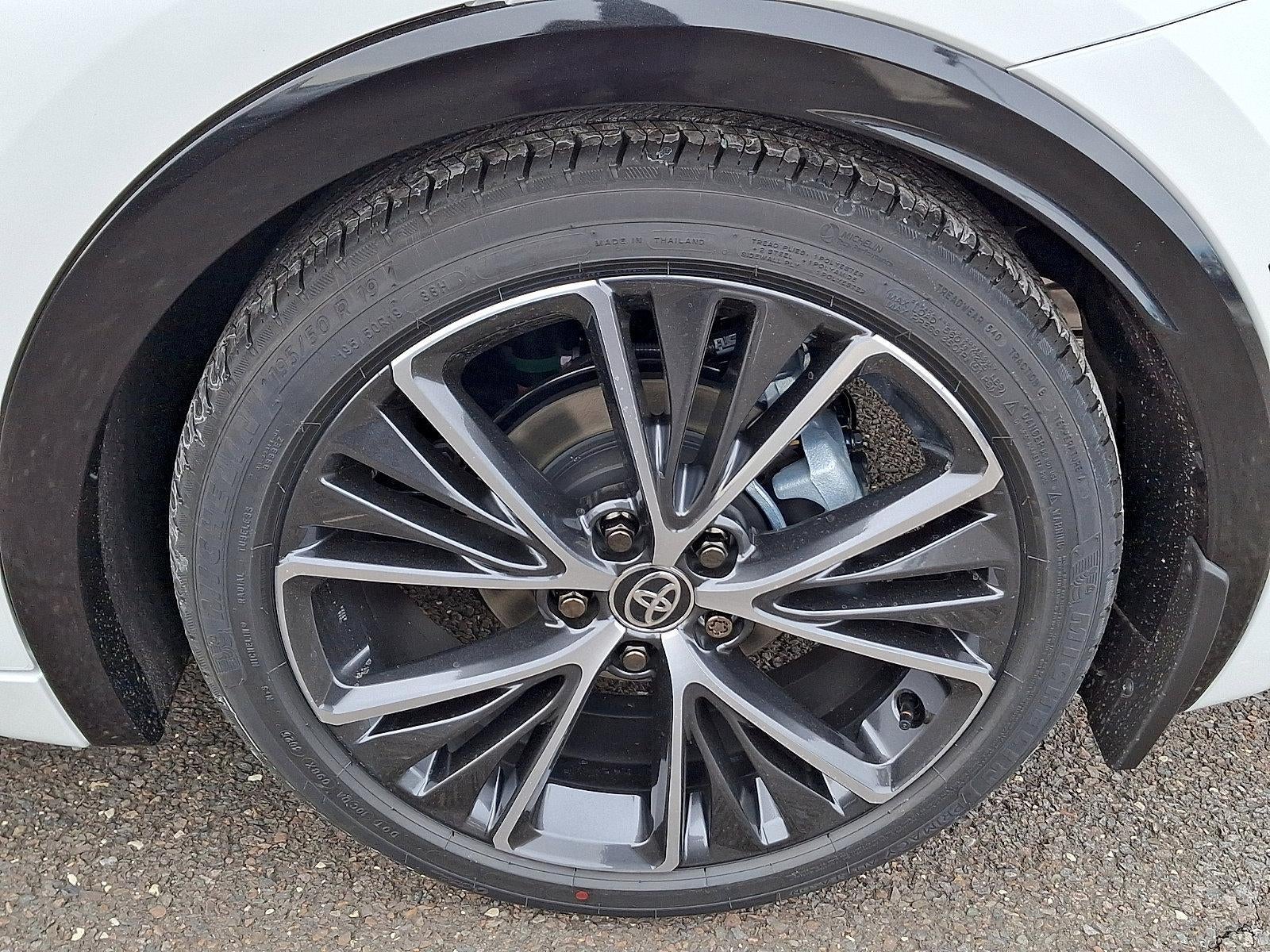 2026 Toyota Prius XLE (Natl)