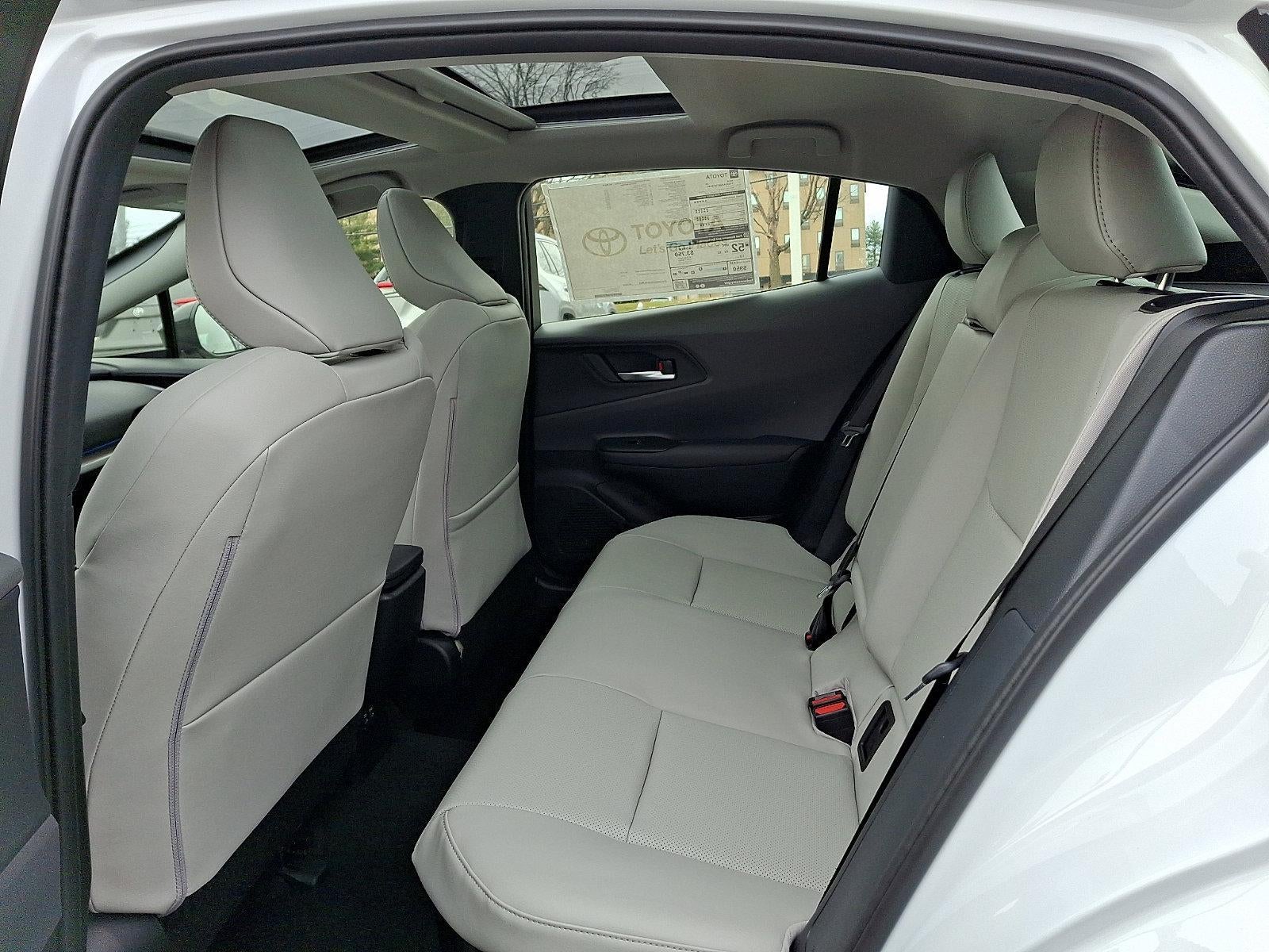 2026 Toyota Prius XLE (Natl)