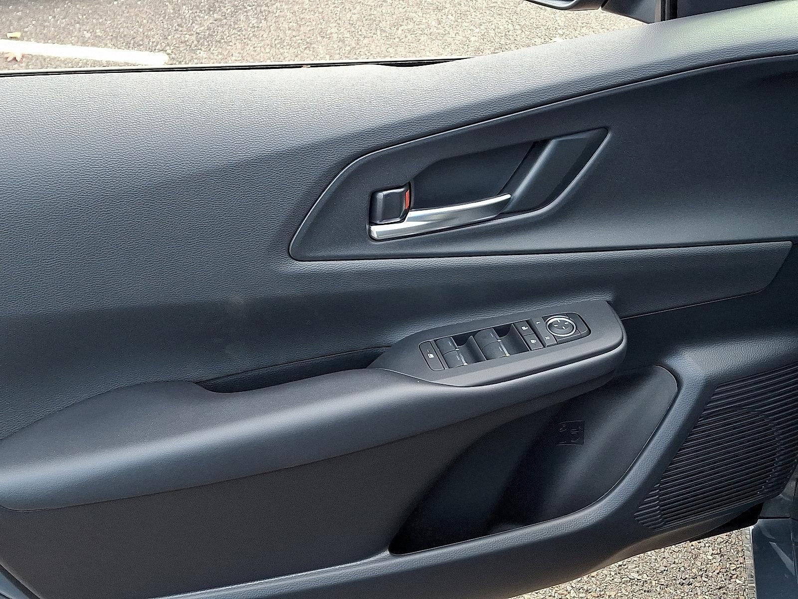 2026 Toyota Prius Plug-In Hybrid XSE (Natl)