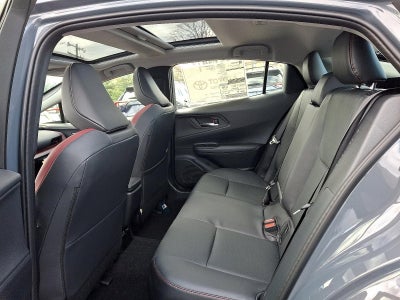 2026 Toyota Prius Plug-In Hybrid XSE (Natl)