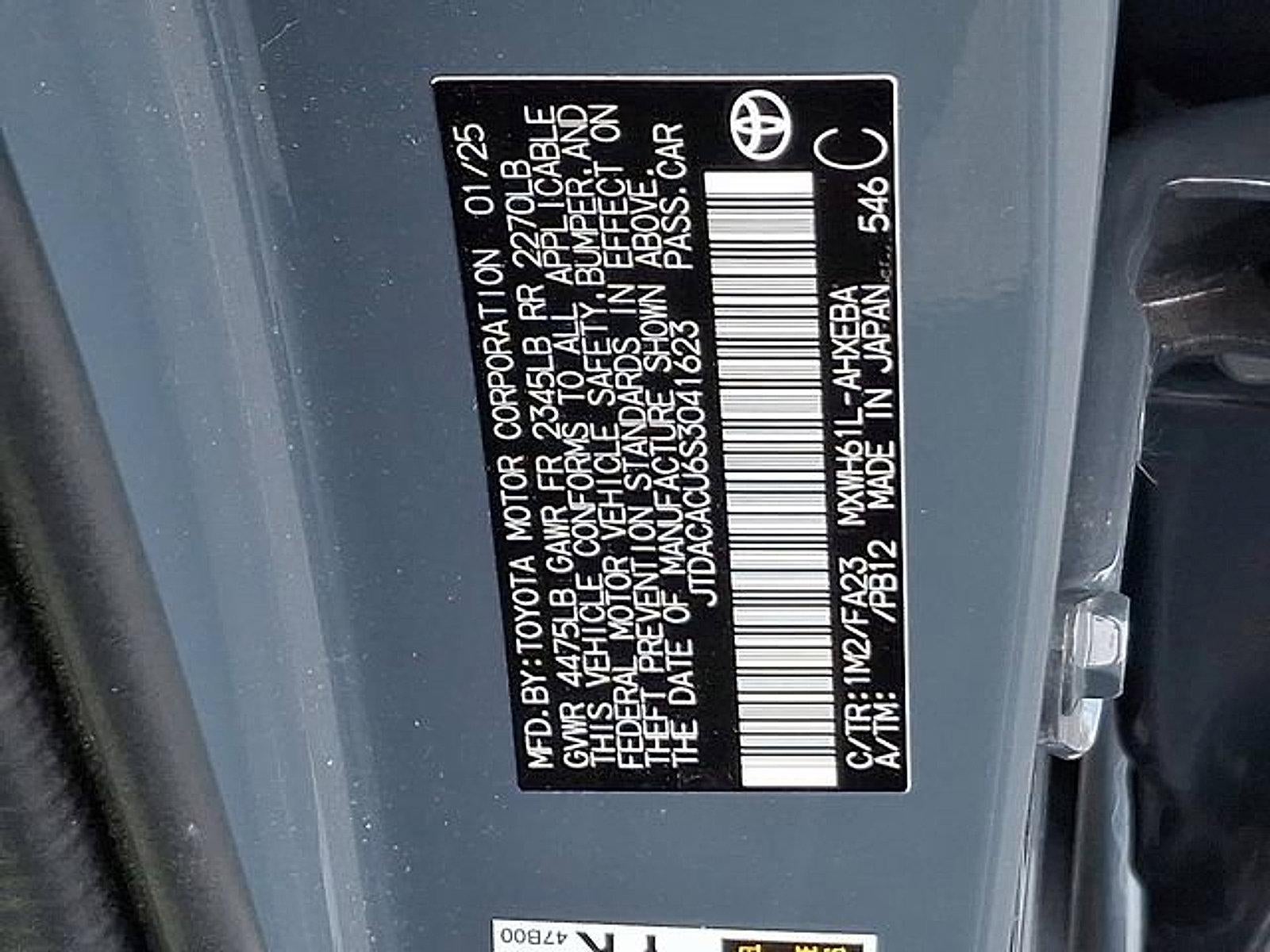 2025 Toyota Prius Plug-In Hybrid SE (Natl)
