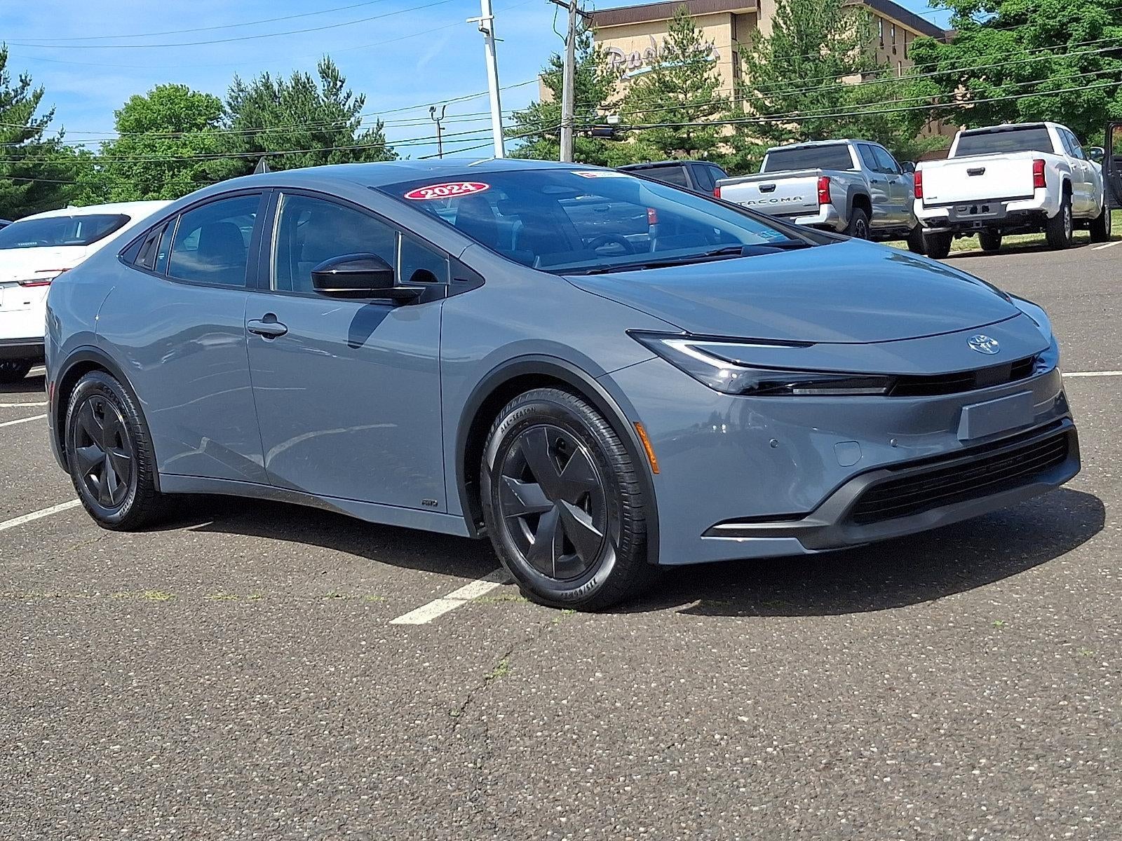2024 Toyota Prius LE AWD (Natl)