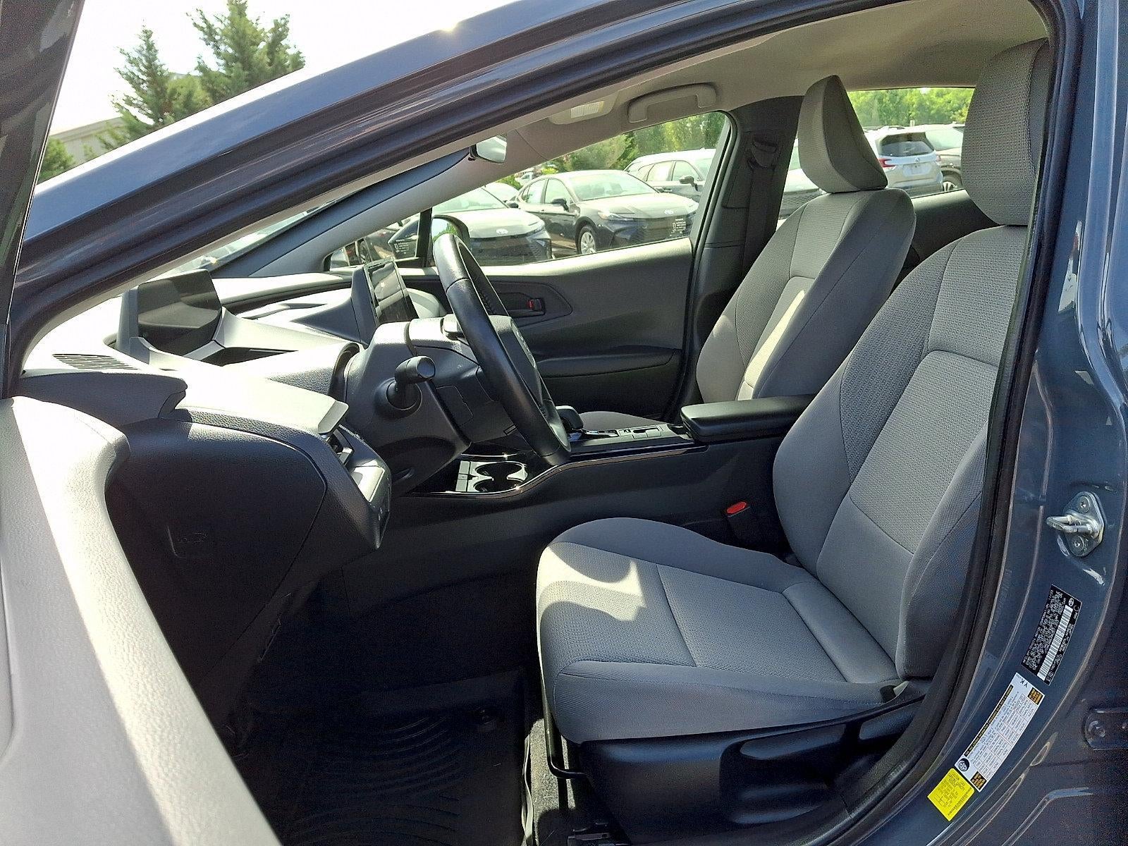 2024 Toyota Prius LE AWD (Natl)