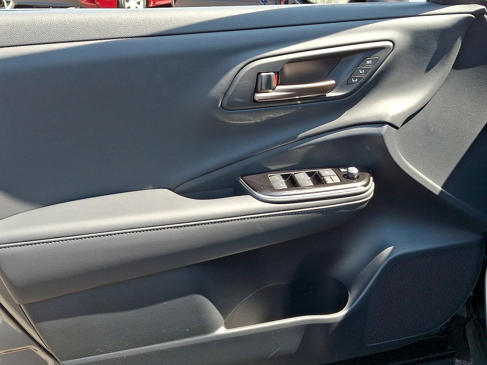 2026 Toyota Crown Platinum AWD (Natl)