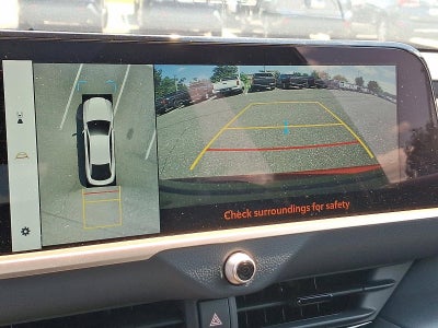 2025 Toyota Crown Platinum AWD (Natl)