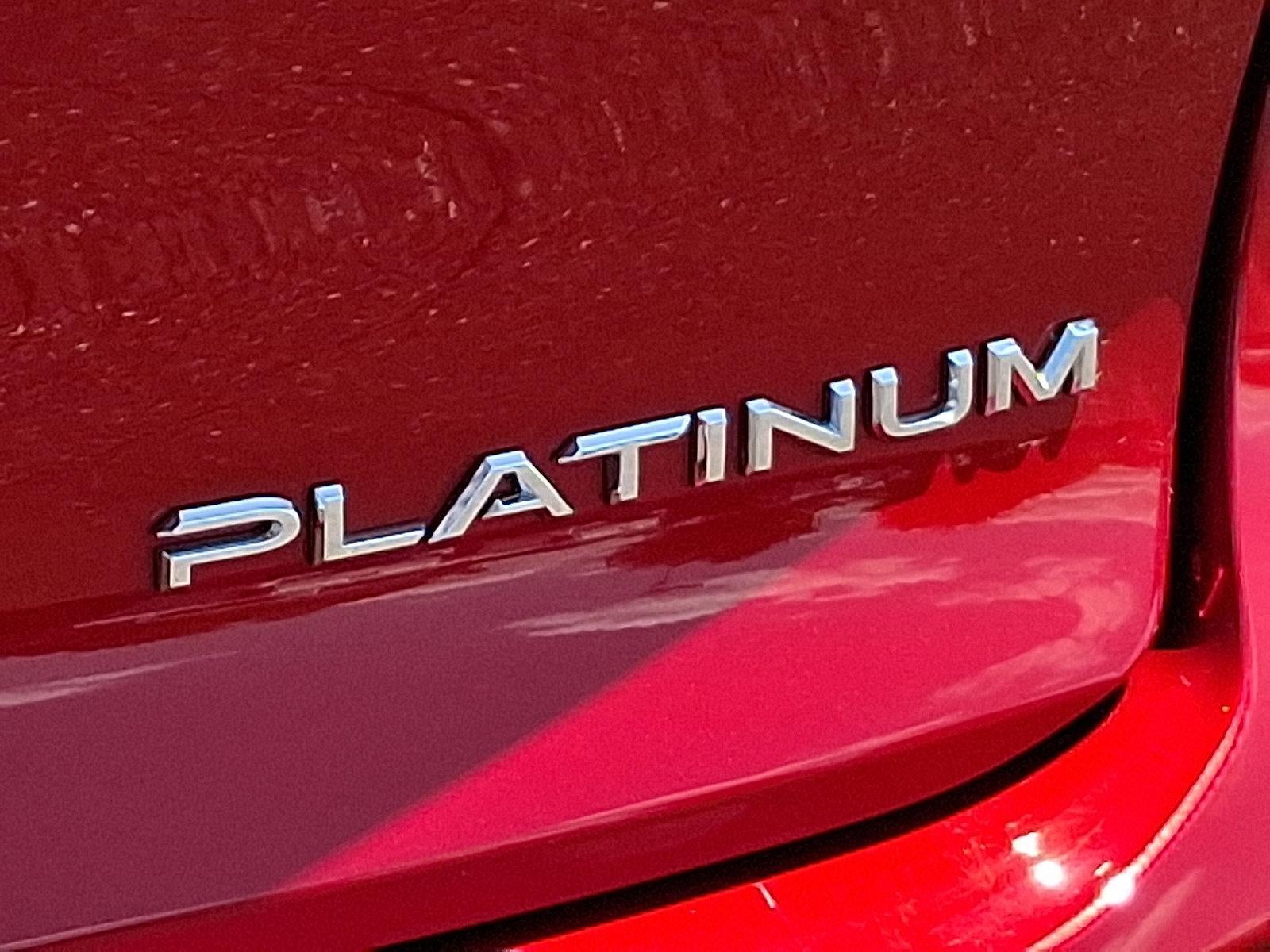 2025 Toyota Crown Platinum AWD (Natl)