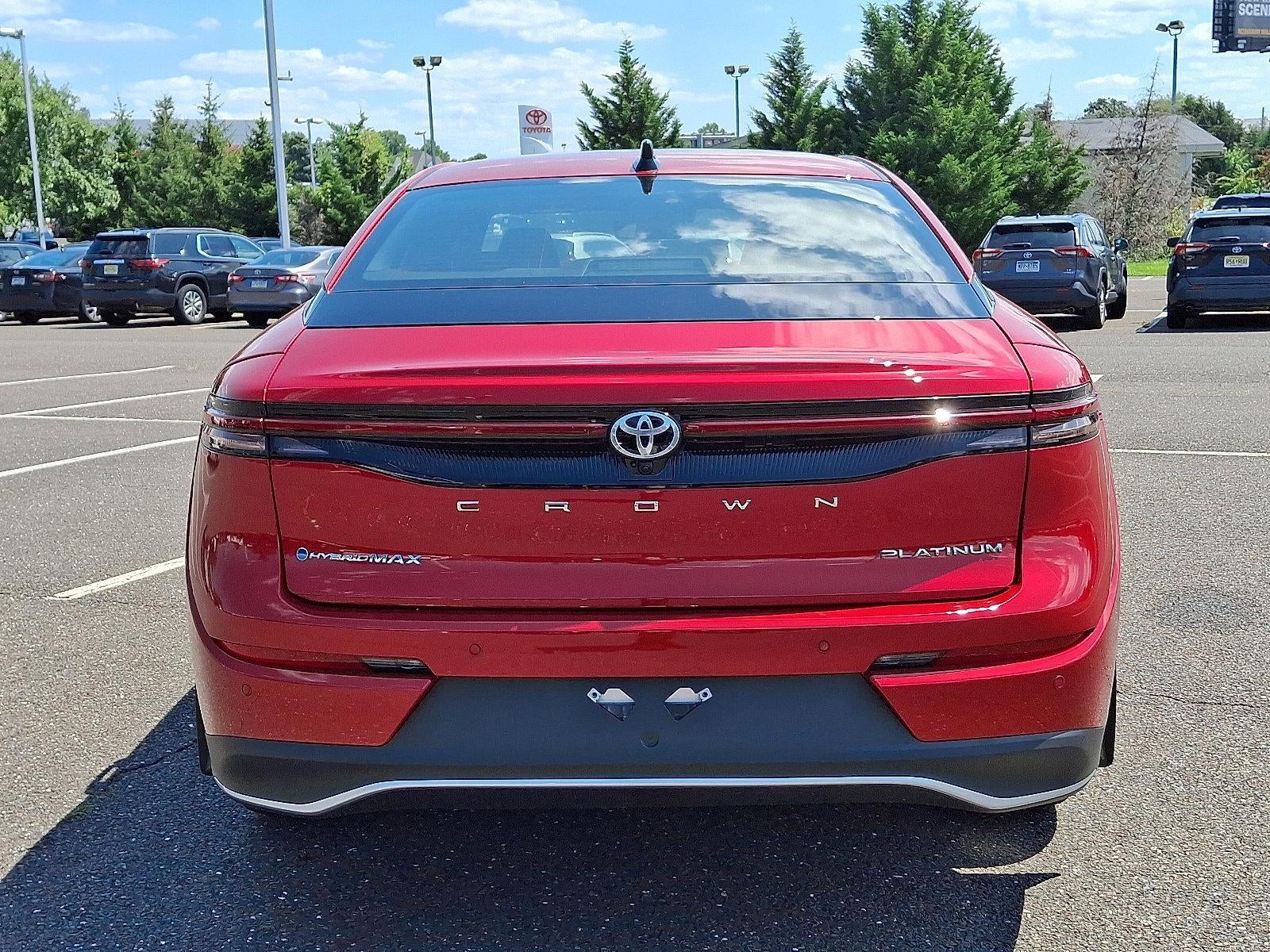 2025 Toyota Crown Platinum AWD (Natl)