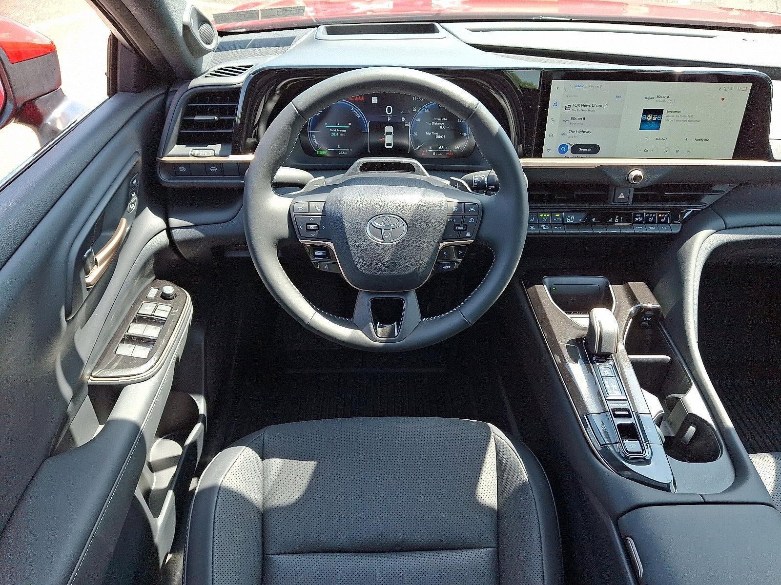 2025 Toyota Crown Platinum AWD (Natl)