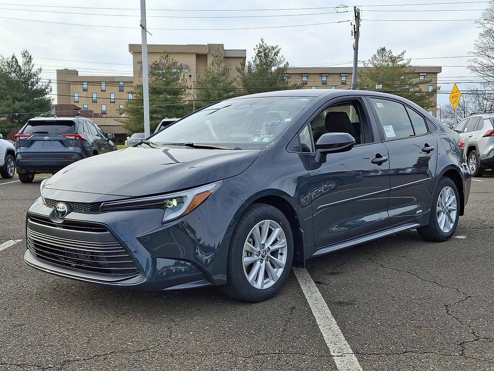 2026 Toyota Corolla Hybrid LE AWD (Natl)