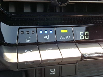 2026 Toyota Land Cruiser 4WD (Natl)