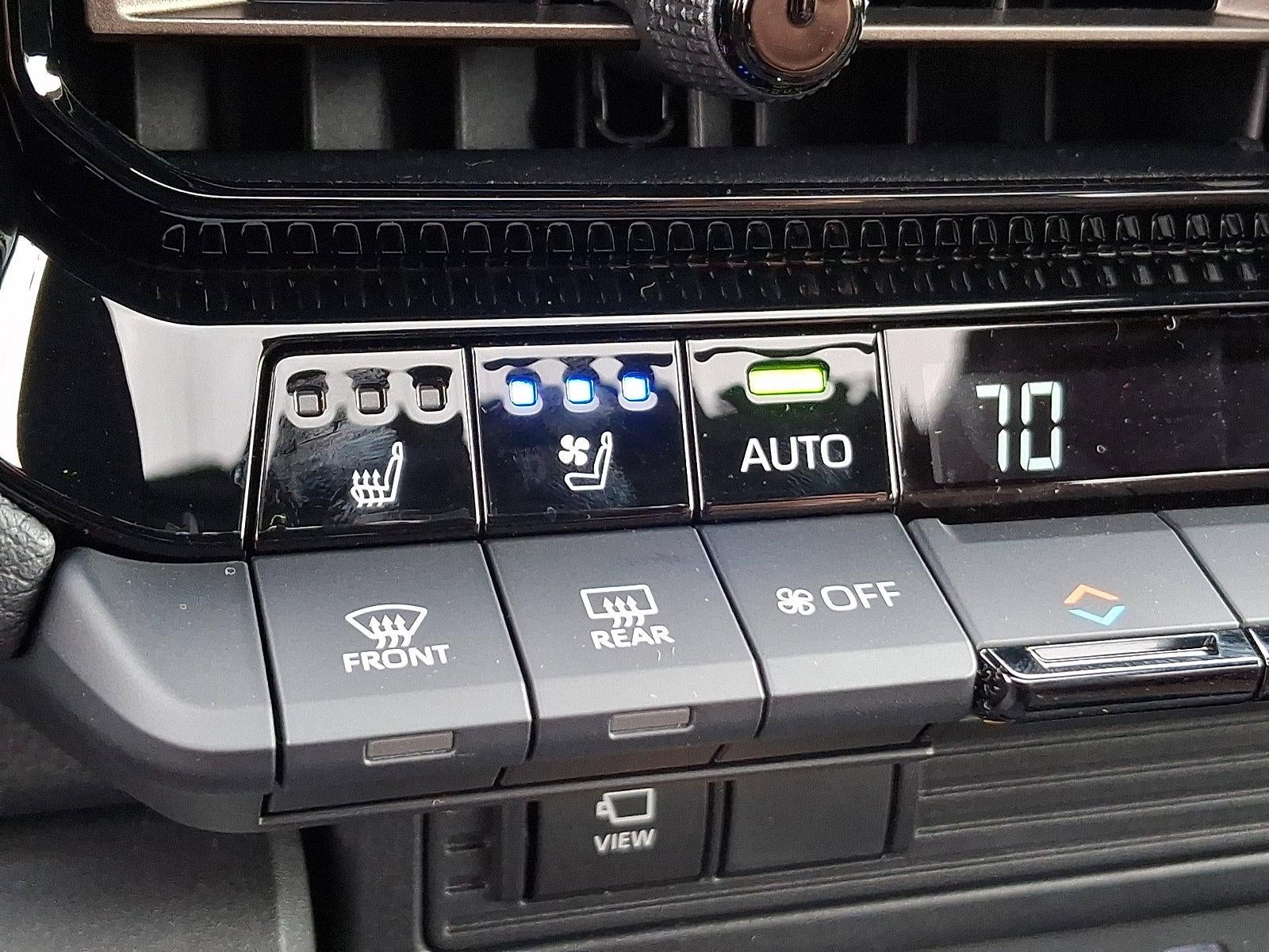 2026 Toyota Land Cruiser 4WD (Natl)