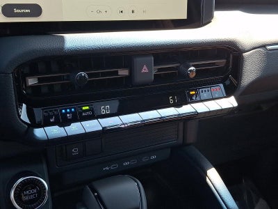 2026 Toyota Land Cruiser 4WD (Natl)