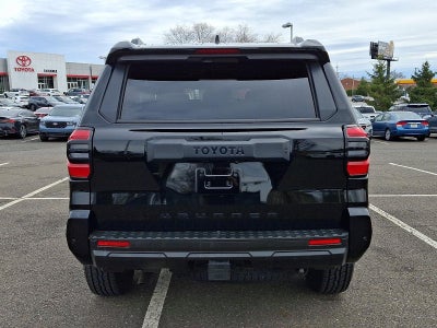 2025 Toyota 4Runner TRD Off Road 4WD (Natl)