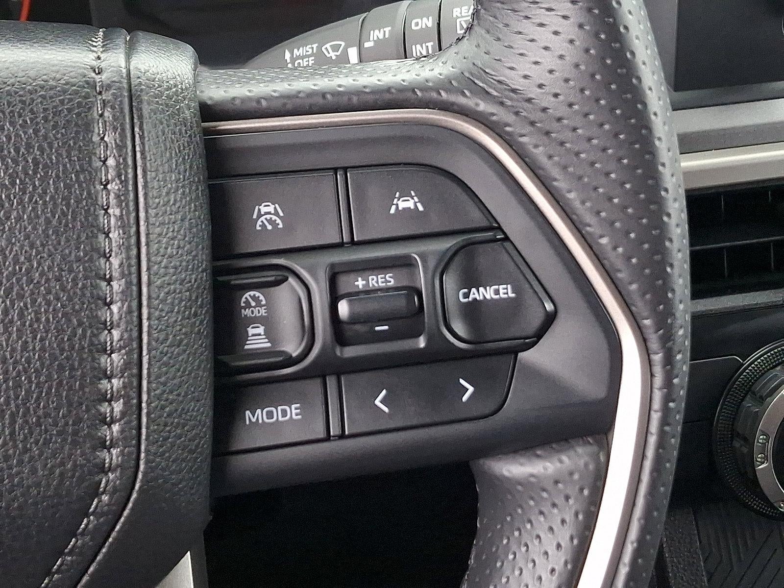 2025 Toyota 4Runner SR5 4WD (GS)