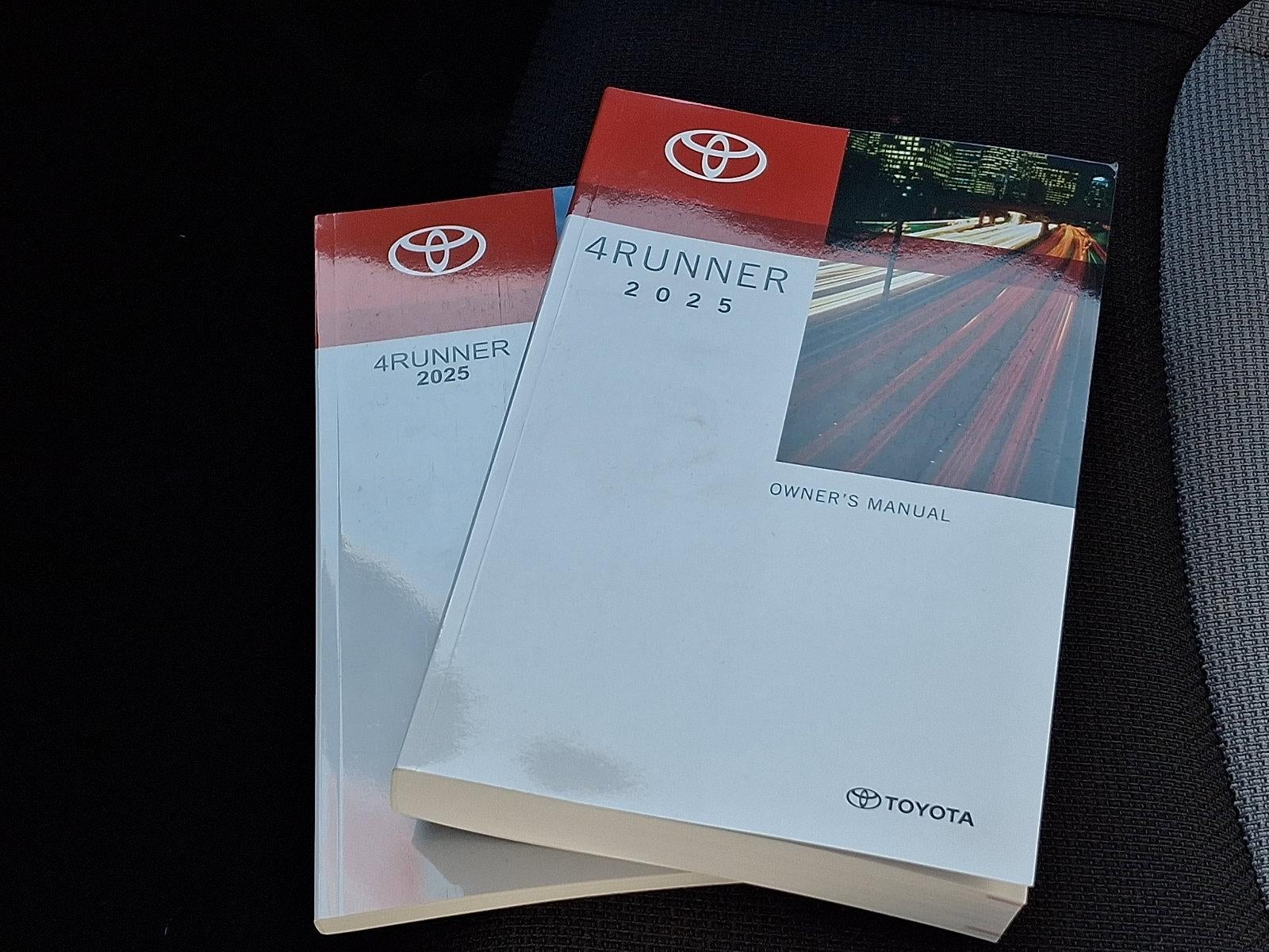 2025 Toyota 4Runner TRD Off Road 4WD (Natl)