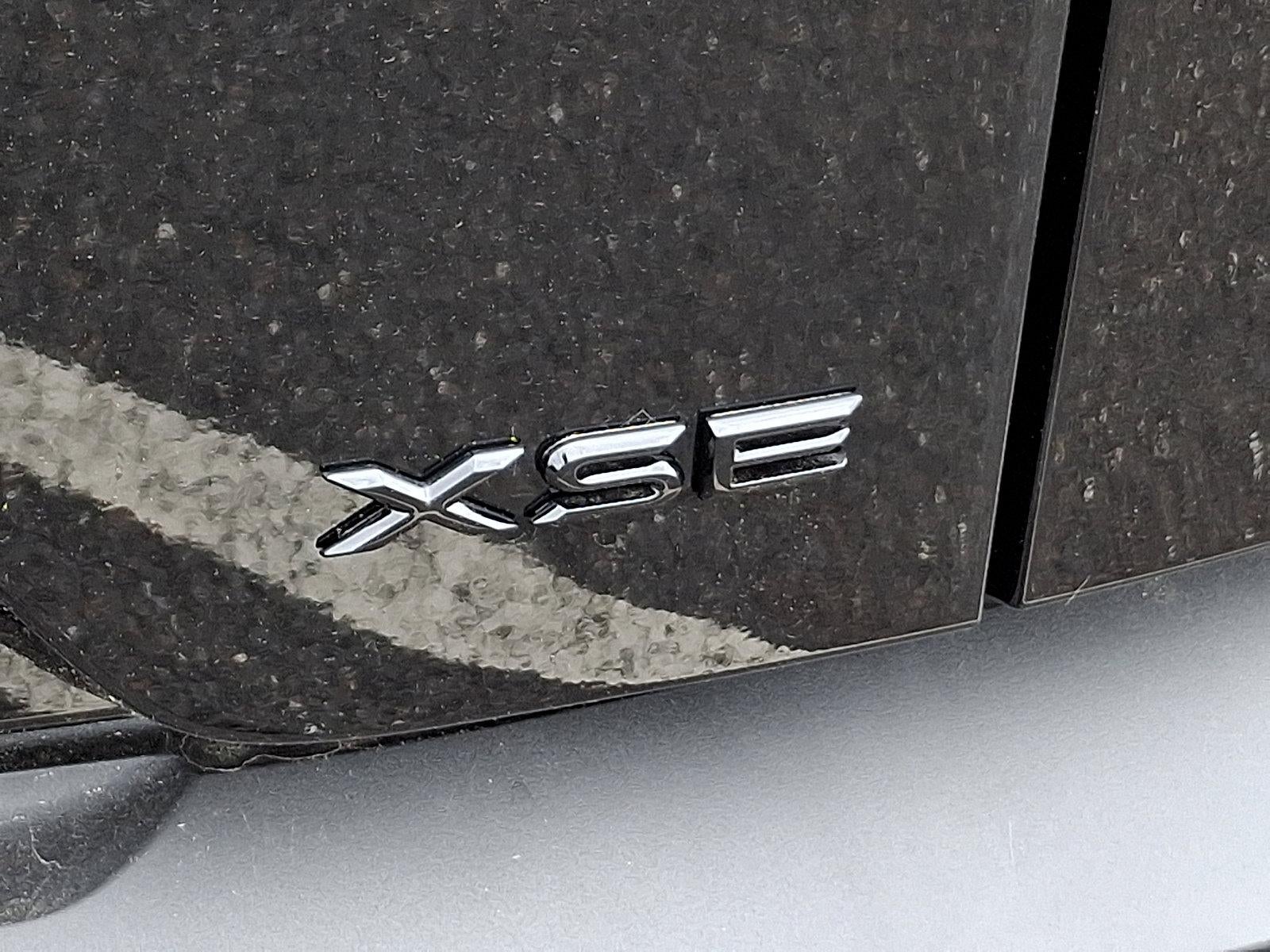 2026 Toyota C-HR XSE AWD (Natl)