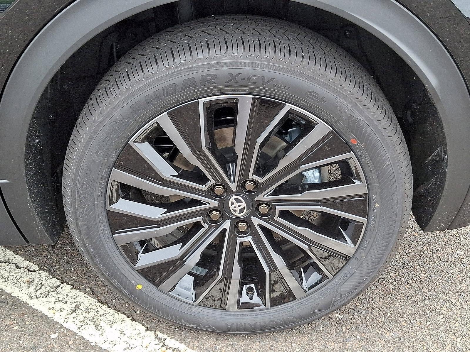 2026 Toyota C-HR XSE AWD (Natl)